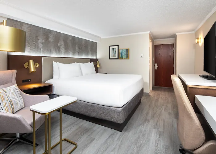 Crowne Plaza Toronto Airport By Ihg
